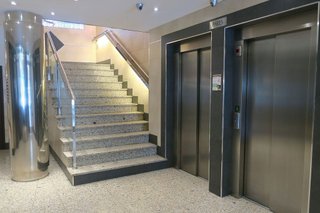 Oficina en venta en Milán - Pumarín - Teatinos en Oviedo