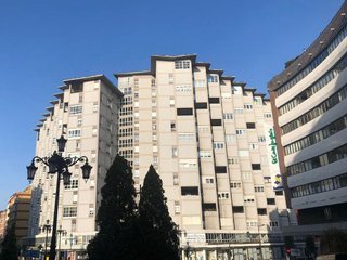 Oficina en venta en Milán - Pumarín - Teatinos en Oviedo