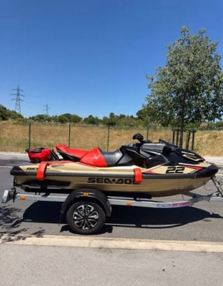 Sea-Doo RXT-X RS 325 2025 | 38h Remolque incluido