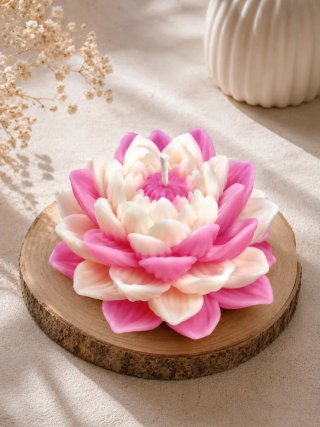 Candela artigianale Fiore di Loto rosa e bianco