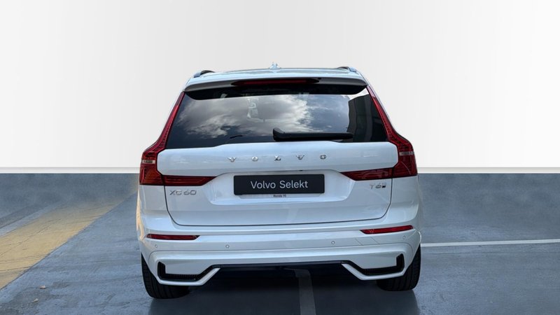 Volvo XC60 2025, foto 8