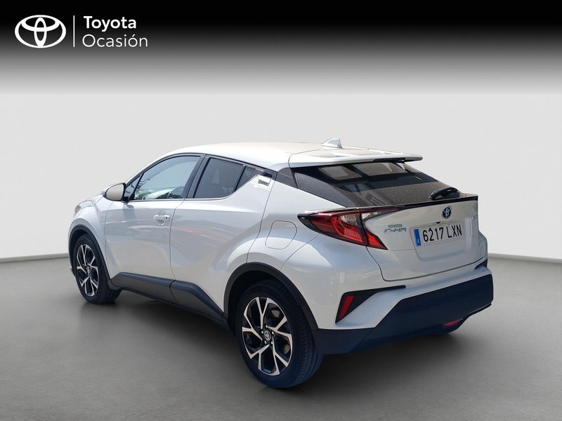 Toyota C-HR 2022, foto 2