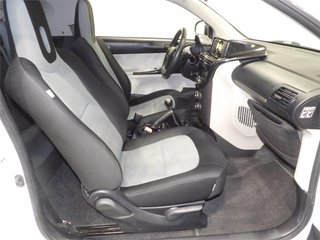 TOYOTA iQ iQ 1.0