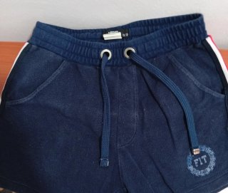 Lote dé 3Pantalón mujer 1 camiseta 1 Bañador XS