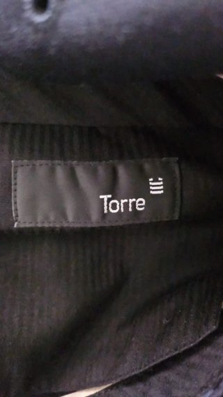 Traje negro Torre