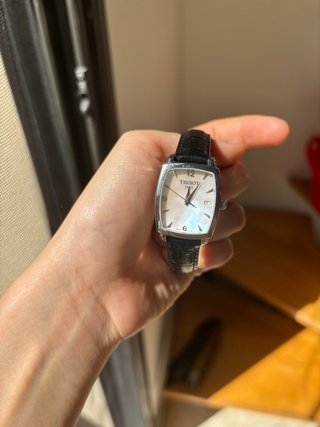 Reloj Tissot plata y Negro