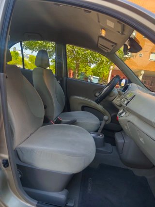 Nissan Micra Automático *Pegatina ambiental*