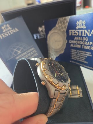 Festina Titanio Crono y alarma modelo 6789
