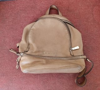 Mochila Michael Kors Beige Cuero