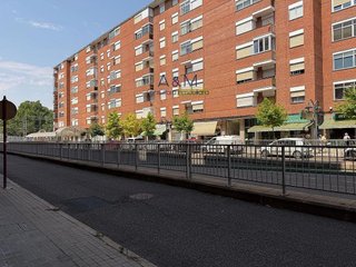 Local comercial en alquiler en San Juanillo en Palencia