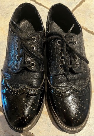 Scarpe stringate nere donna