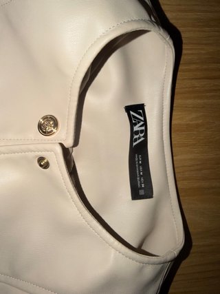 Chaqueta Zara Piel Blanca