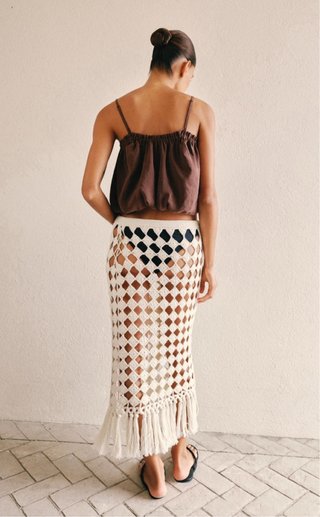 Falda crochet Zara flecos talla L Rocio Osorno