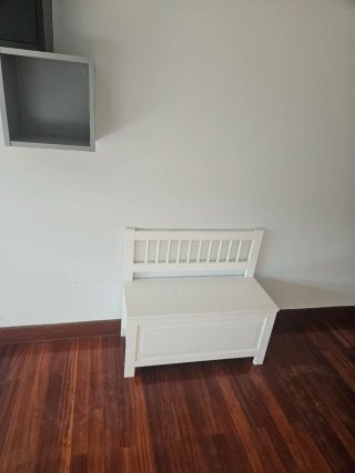 Dormitorio juvenil moderno blanco y gris