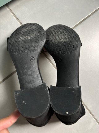 Scarpe con tacco nero donna