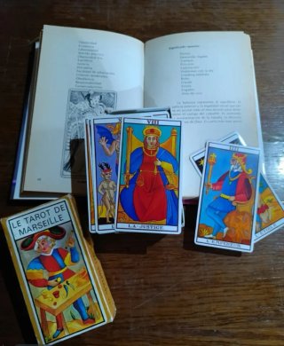 Revistas esotéricas + Ouija + Tarot + Libros y más