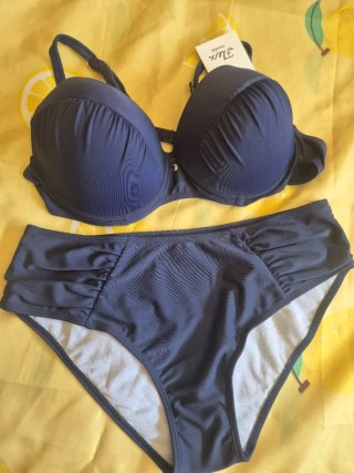 Bikinis a estrenar, Tallas Grandes.