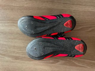 Zapatillas Ciclismo Carretera LUCK Negras/Rojas