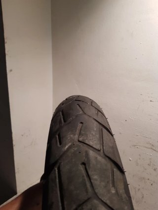Rueda Delantera Aprilia Pegaso