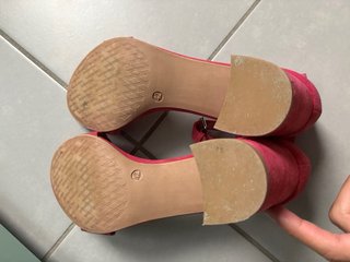 Scarpe con tacco fucsia