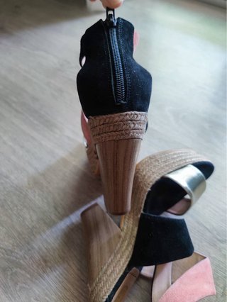 Sandalias Kanna tacón cuña esparto rosa y dorado