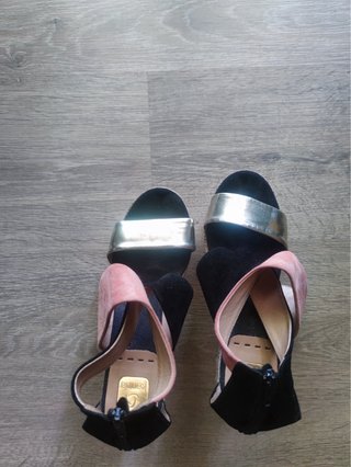 Sandalias Kanna tacón cuña esparto rosa y dorado
