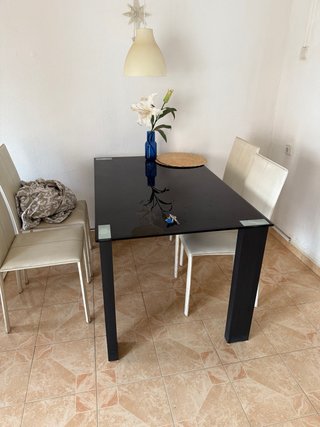 Mesa de comedor cristal y metal