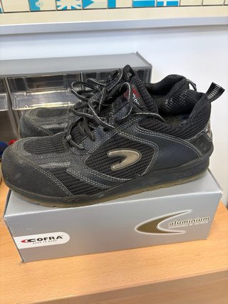 Zapatos de seguridad Cofra Talla 44