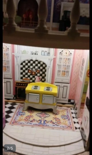 Casa de muñecas grande