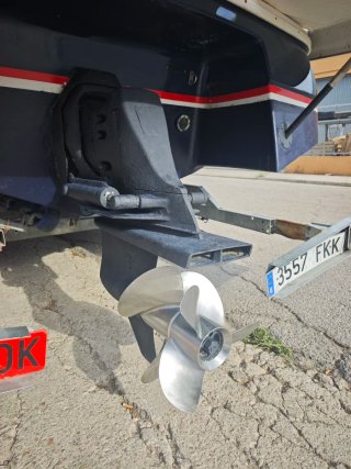 Barco Four Winns 225 Sundowner Impecable