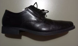Zapatos de vestir Clarks hombre negros