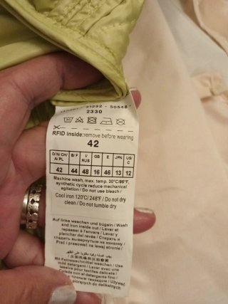 Chaleco acolchado amarillo