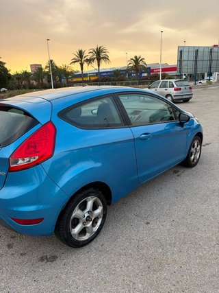 Ford Fiesta 1.25 Trend Año 2009. Buen estado