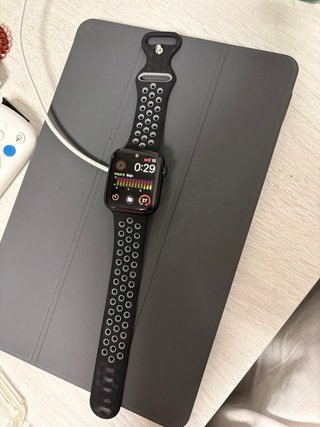 Apple Watch SE 44mm GPS Medianoche