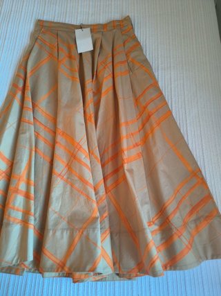 Falda Zara capa cuadros beige/naranja