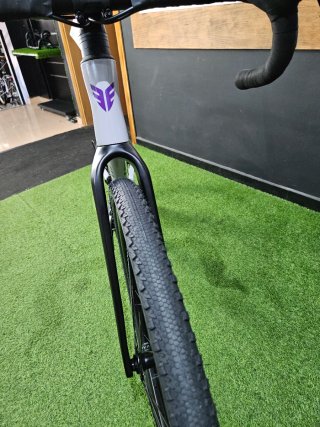 BERRIA ALLROAD ESSENTIAL