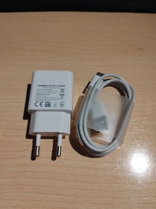 Huawei Mate 20 Lite + Accessori