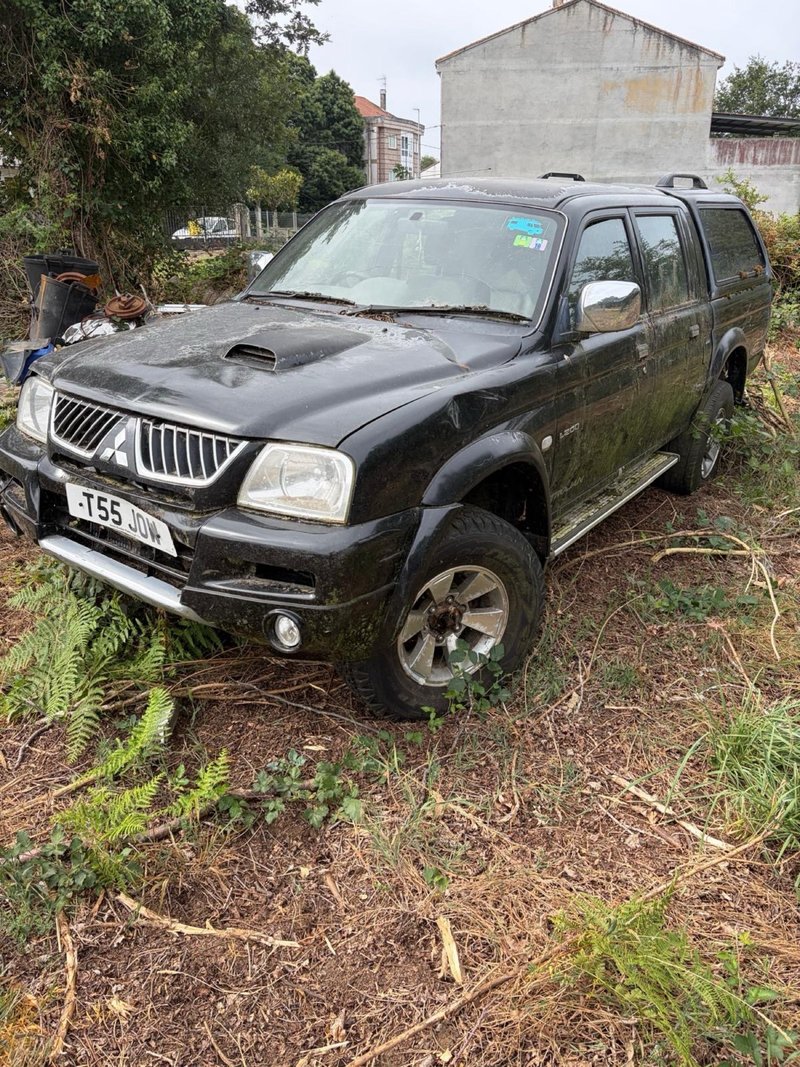 Mitsubishi L 200 2006 - foto 1