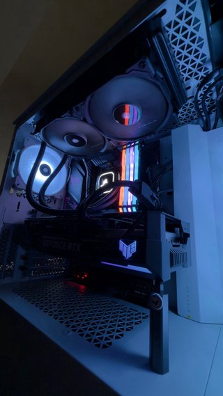 PC Gaming RTX 4070 Ti, Ryzen 7 5800X, 32GB RAM