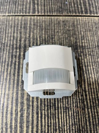 Detector de movimiento LED infrarrojo Kopp Athenis