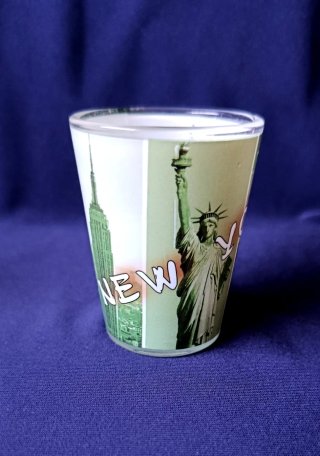 Set di 4 bicchieri da shot con design di souvenir