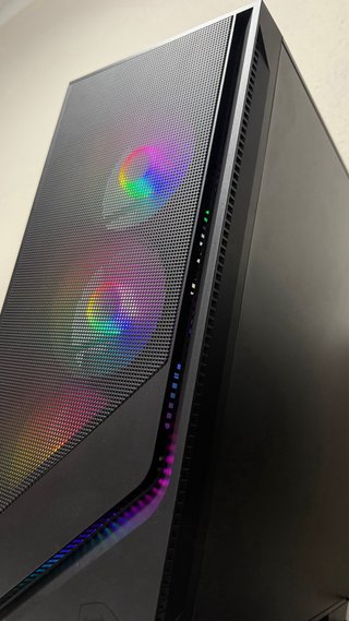 PC Gaming RTX 5070ti 16gb-Ryzen 7 7800X3D-32GB RAM