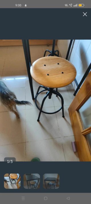Mesa alta con 2 taburetes