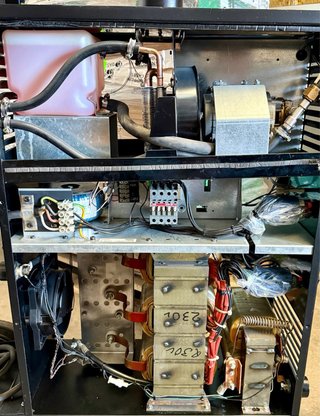 Soldadora hilo refrigerada KEMPPI 4000W 🇫🇮