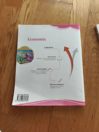 Economia 1r Batxillerat - Mediterrània
