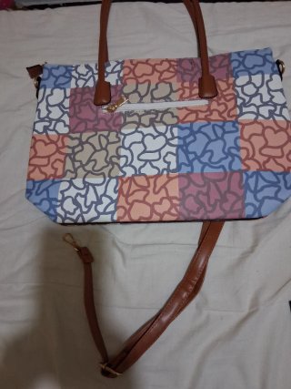 Bolso Multicolor con Estampado de Corazones