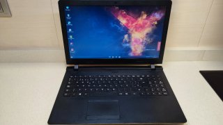 Portatile Lenovo con Windows 11 e Office