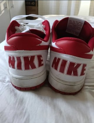 Zapatillas Jordan Negras y Rojas Vendo 2 pares