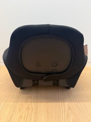 Alzador infantil negro Babyauto con Isofix
