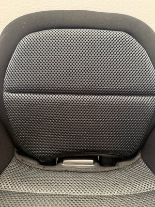 Alzador infantil negro Babyauto con Isofix